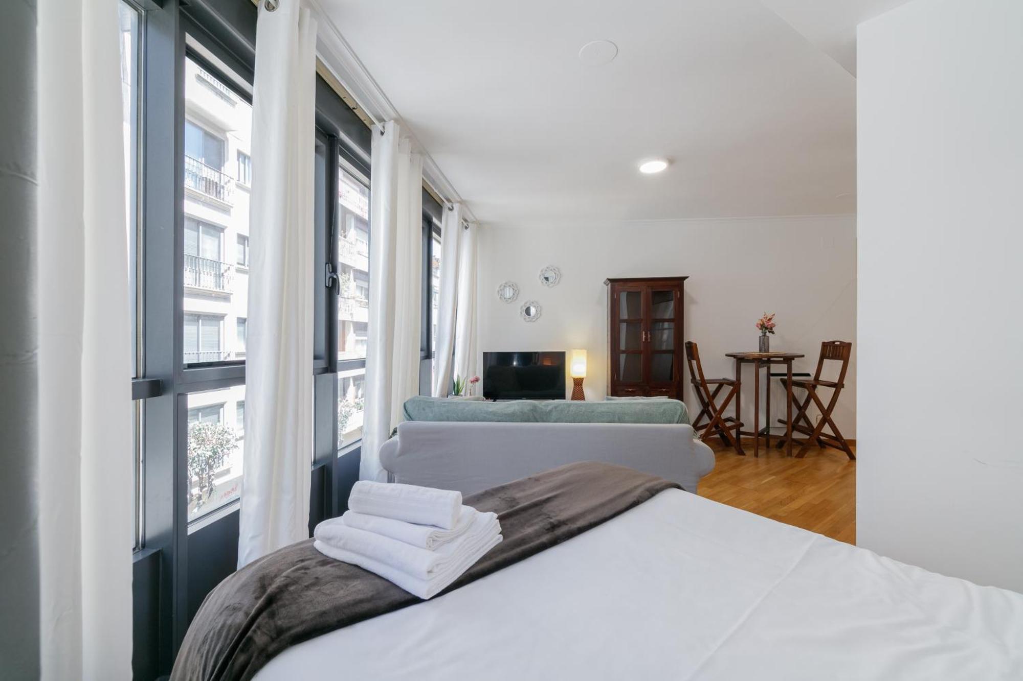 Luminoso Y Acogedor En By Apartment Vigo